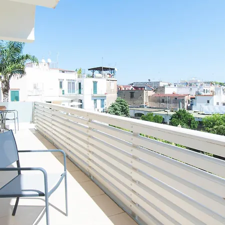 Otel Marina 10 Design & 4*