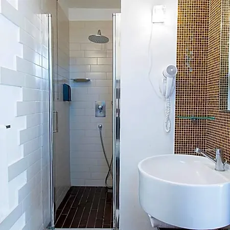 Marina 10 Design & 4* Казамиччола-Терме