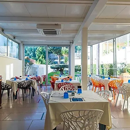 Marina 10 Design & 카사밋쵸라테르메