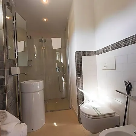 Marina 10 Design & 4* Казамиччола-Терме